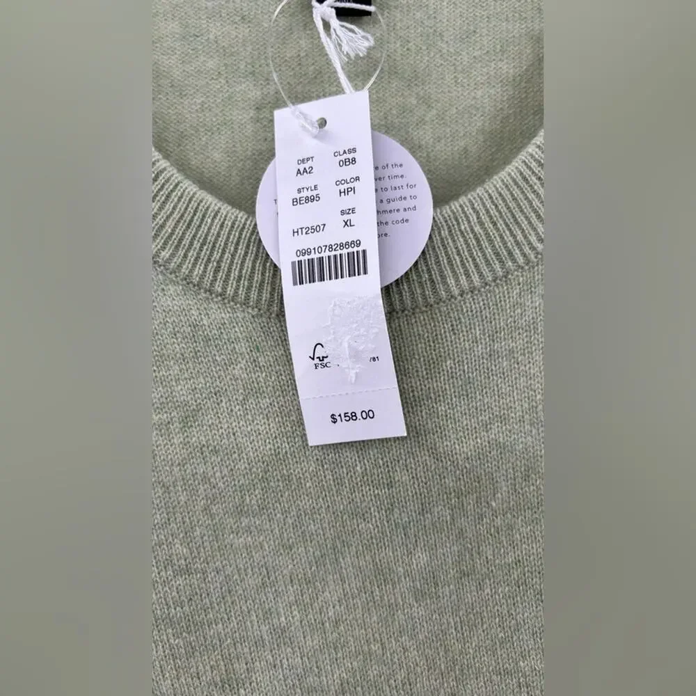 J.Crew Cashmere crewneck sweater Heather Pistachio